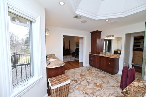 Tiny photo for 175 LAGOON Drive, Northfield, IL 60093 (MLS # 12612213)