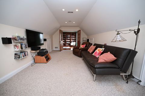 Tiny photo for 175 LAGOON Drive, Northfield, IL 60093 (MLS # 12612213)