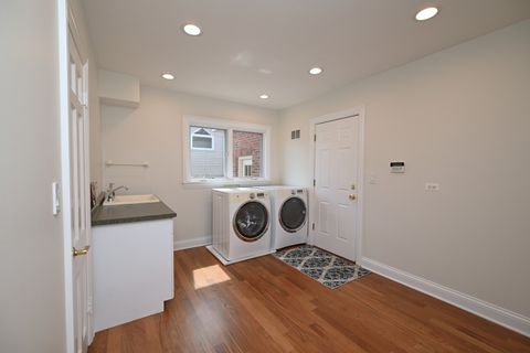 Tiny photo for 175 LAGOON Drive, Northfield, IL 60093 (MLS # 12612213)