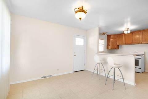 Tiny photo for 8646 S University Avenue, Chicago, IL 60619 (MLS # 12499024)