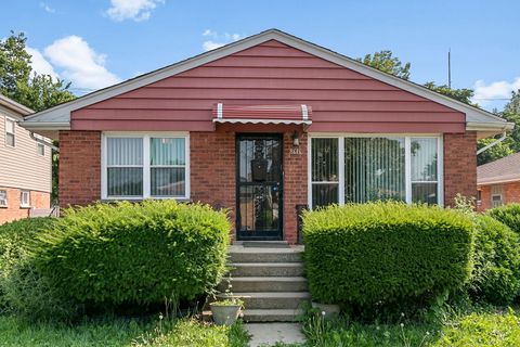 Photo of 8646 S University Avenue, Chicago, IL 60619 (MLS # 12499024)