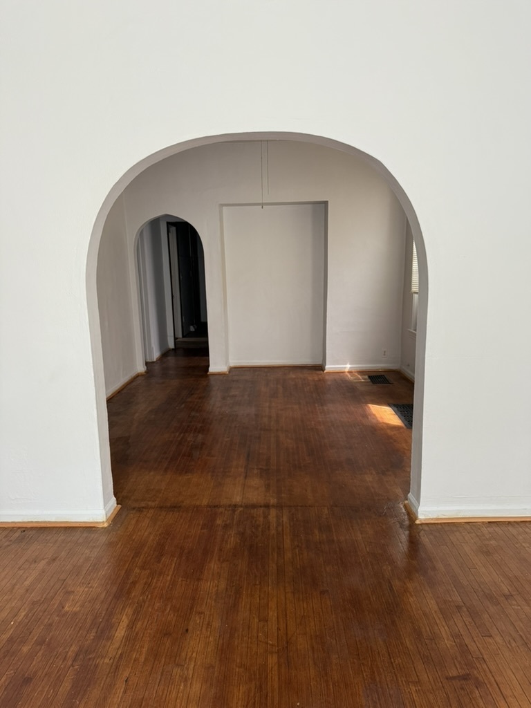 4042 W Cermak Road 1