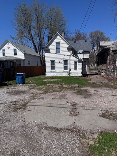 Tiny photo for 540 16TH Avenue, East Moline, IL 61244 (MLS # 12617687)