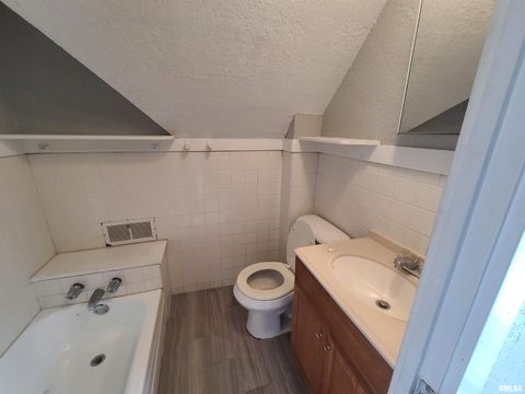 Tiny photo for 540 16TH Avenue, East Moline, IL 61244 (MLS # 12617687)