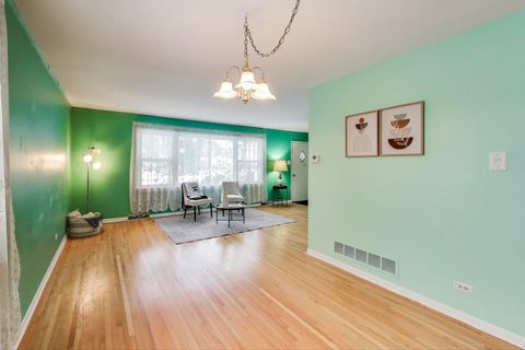 Tiny photo for 1046 Martingale Drive, Bartlett, IL 60103 (MLS # 12521540)