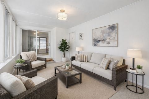 Tiny photo for 1046 Martingale Drive, Bartlett, IL 60103 (MLS # 12521540)