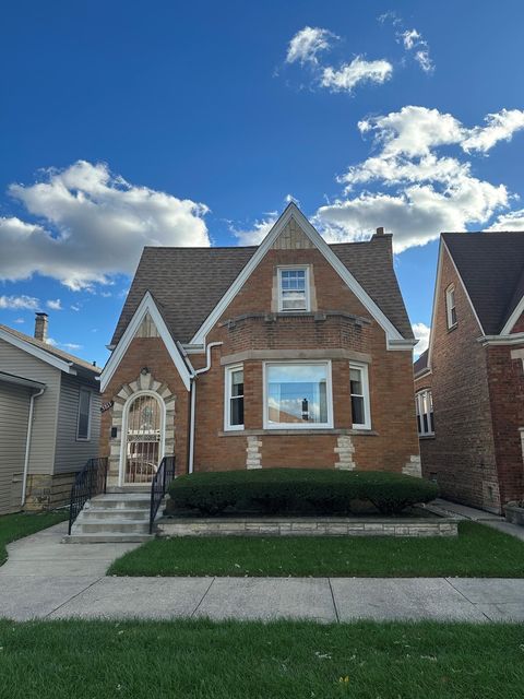 5813 W Cornelia Avenue Chicago IL 60634