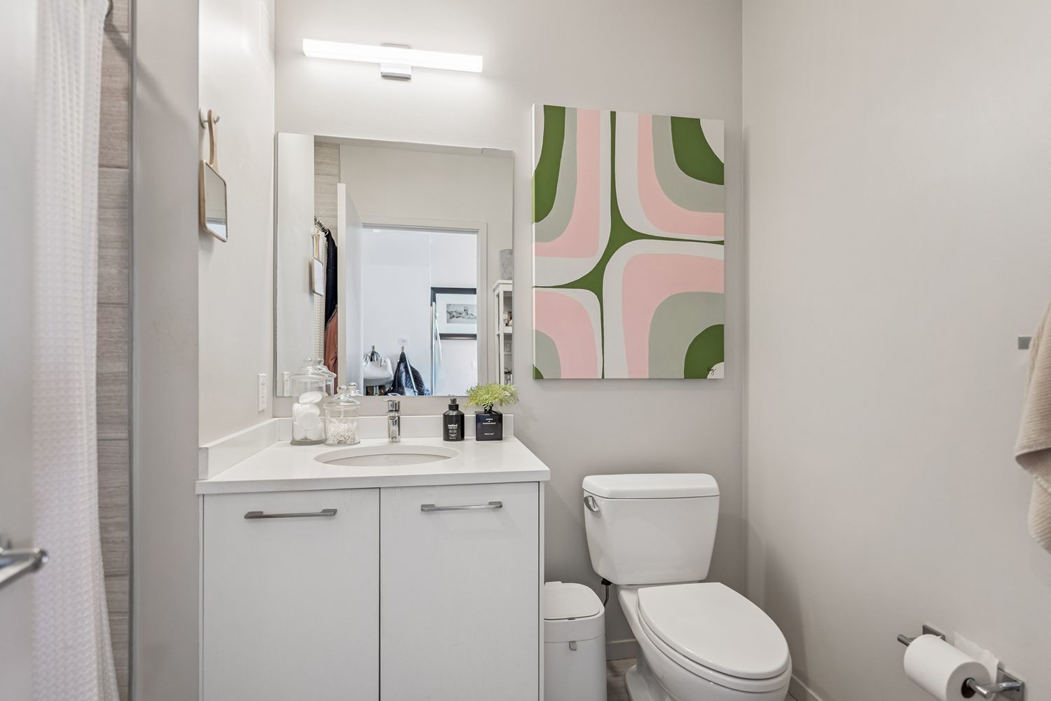 8 E Huron Street 1306