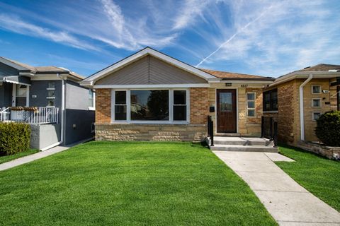 Tiny photo for 4527 N Newcastle Avenue, Harwood Heights, IL 60706 (MLS # 12583511)