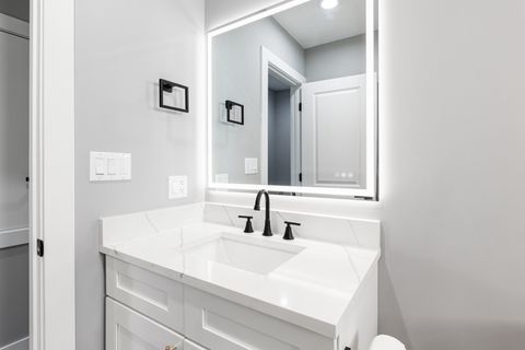 Tiny photo for 4527 N Newcastle Avenue, Harwood Heights, IL 60706 (MLS # 12583511)