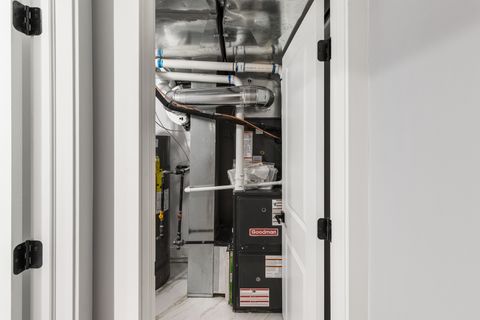 Tiny photo for 4527 N Newcastle Avenue, Harwood Heights, IL 60706 (MLS # 12583511)