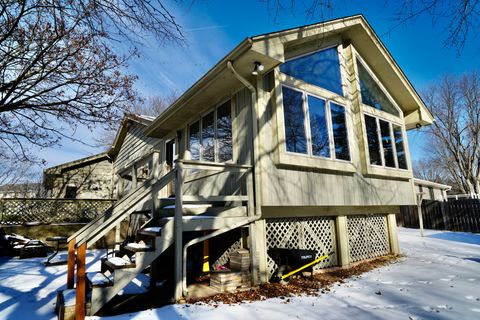 Tiny photo for 512 Shenandoah Trail, Elgin, IL 60123 (MLS # 12558378)