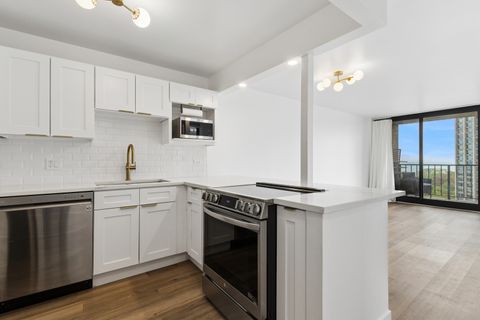 Tiny photo for Chicago, IL 60613 (MLS # 12554516)