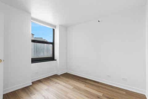 Tiny photo for Chicago, IL 60613 (MLS # 12554516)