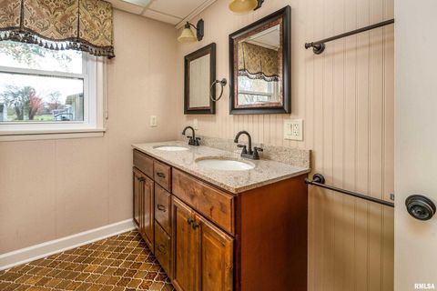 Tiny photo for 9784 Highway 127 St, Murphysboro, IL 62966 (MLS # EB460450)