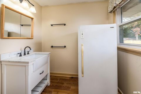 Tiny photo for 9784 Highway 127 St, Murphysboro, IL 62966 (MLS # EB460450)