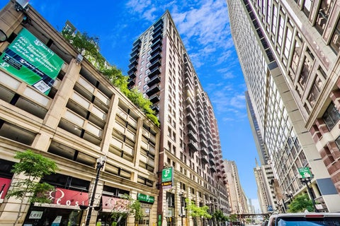 Photo of 212 W WASHINGTON Street #1908, Chicago, IL 60606 (MLS # 12773247)