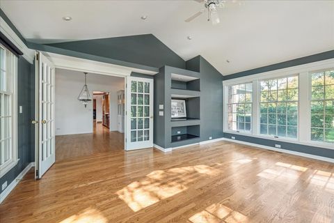 Tiny photo for 44 Oak Ridge Lane, Deer Park, IL 60010 (MLS # 12473061)