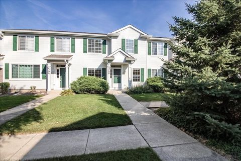 Photo of 2306 Reflections Drive, Aurora, IL 60502 (MLS # 12474232) Photo of 2306 Reflections Drive, Aurora, IL 60502 (MLS # 12474232)