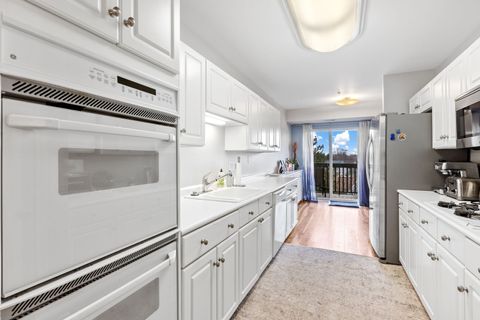 Tiny photo for 140 Manchester Drive #408, Buffalo Grove, IL 60089 (MLS # 12560890)