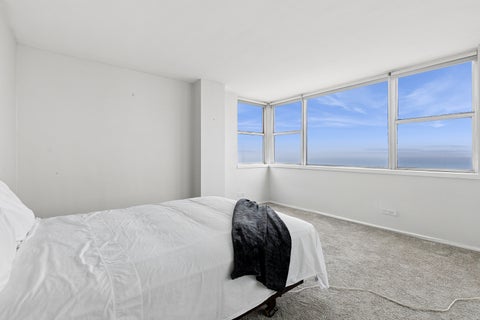 Tiny photo for 6301 N Sheridan Road #11L, Chicago, IL 60660 (MLS # 12648576)