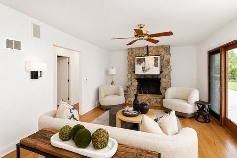 Tiny photo for 2019 E Avon Lane, Arlington Heights, IL 60004 (MLS # 12708738)