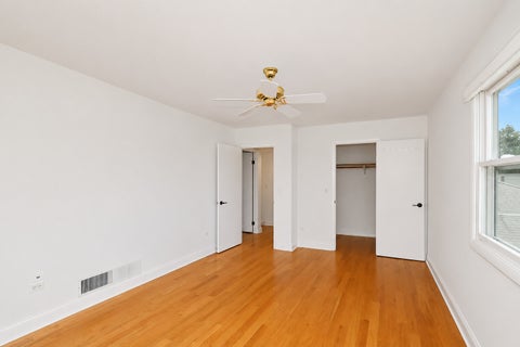 Tiny photo for 2019 E Avon Lane, Arlington Heights, IL 60004 (MLS # 12708738)
