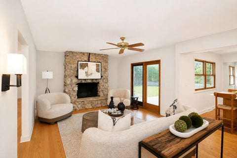 Tiny photo for 2019 E Avon Lane, Arlington Heights, IL 60004 (MLS # 12708738)