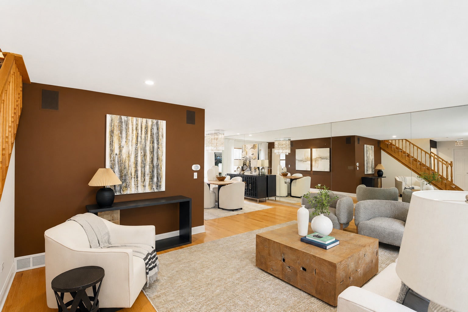 2019 E Avon Lane