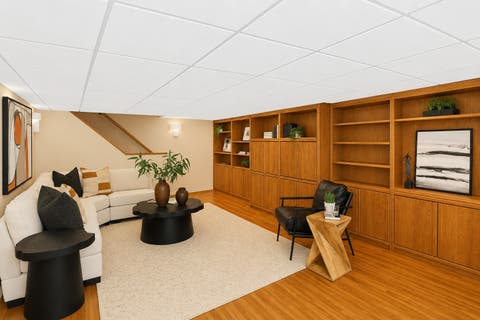 Tiny photo for 2019 E Avon Lane, Arlington Heights, IL 60004 (MLS # 12708738)