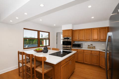Tiny photo for 2019 E Avon Lane, Arlington Heights, IL 60004 (MLS # 12708738)
