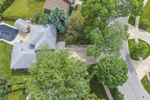 Tiny photo for 2019 E Avon Lane, Arlington Heights, IL 60004 (MLS # 12708738)