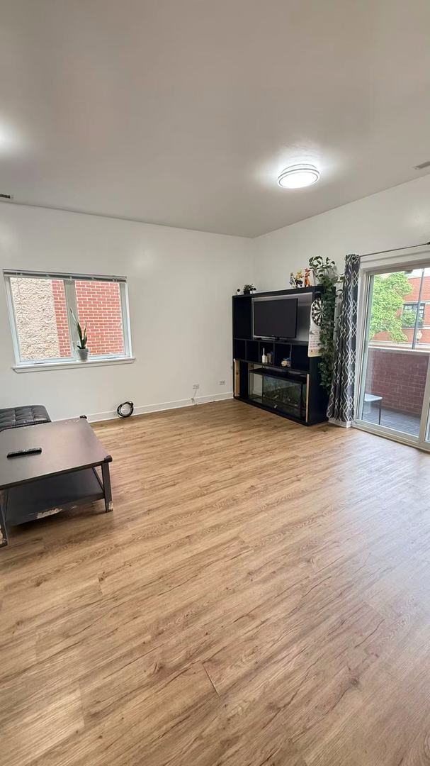 705 W 31st Street 2W