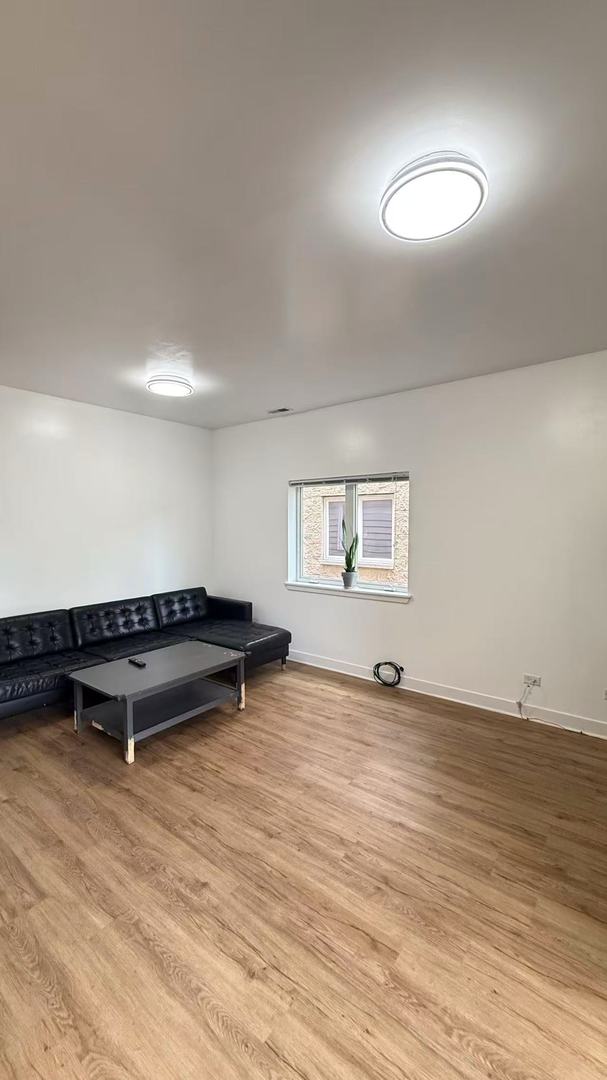 705 W 31st Street 2W
