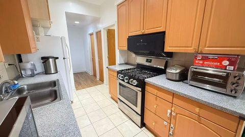 Tiny photo for 705 W 31st Street #2W, Chicago, IL 60616 (MLS # 12642797)