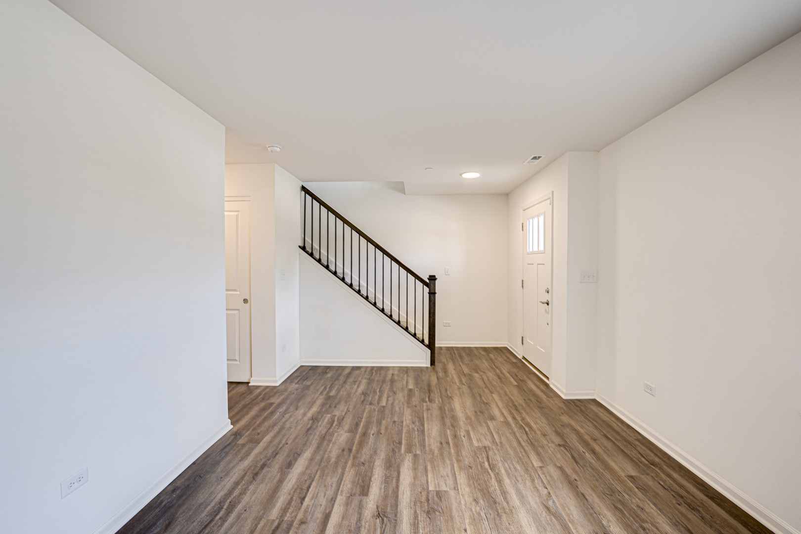 2939 SHOWPLACE Drive