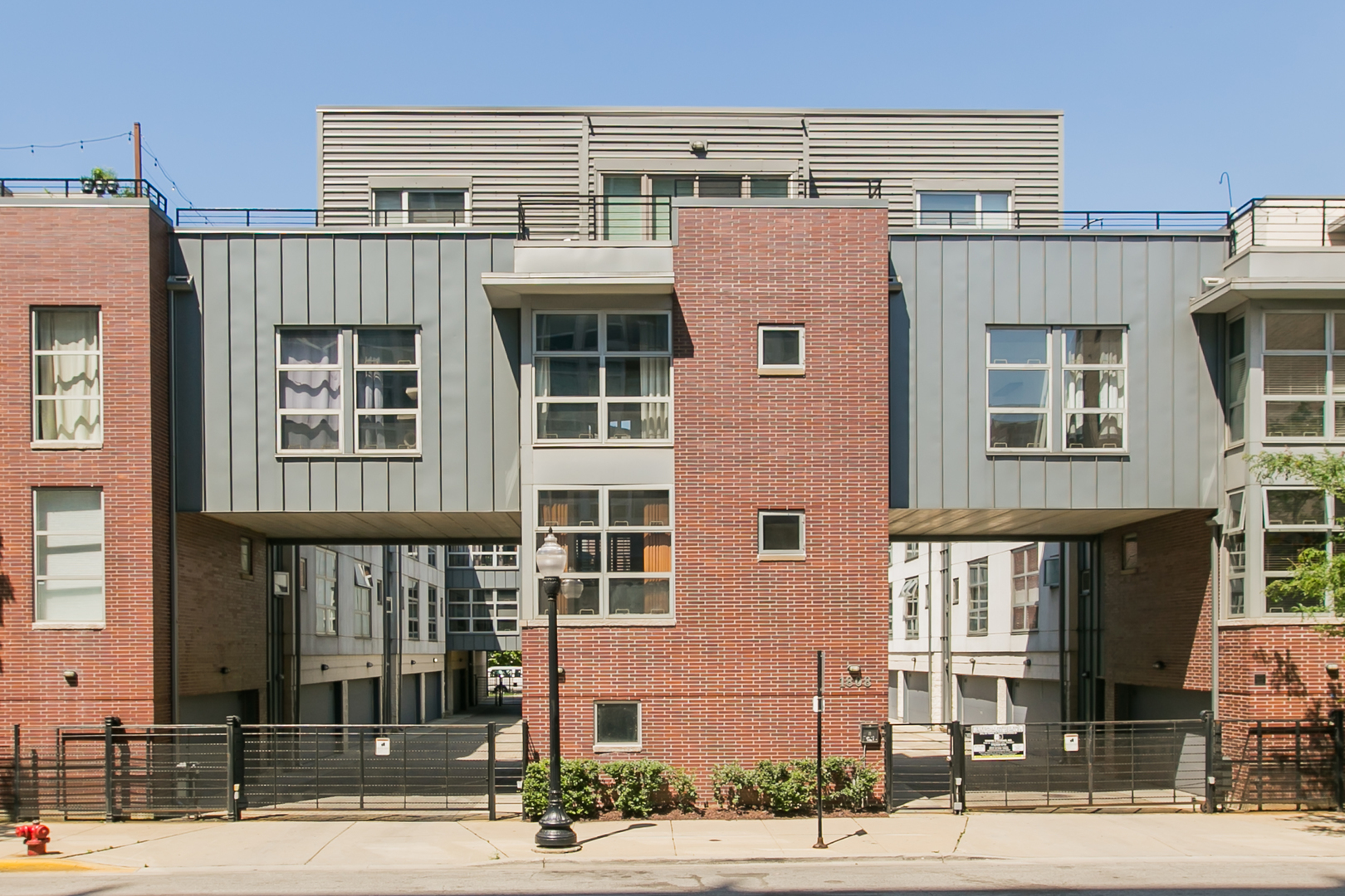 1808 S Michigan Avenue 38