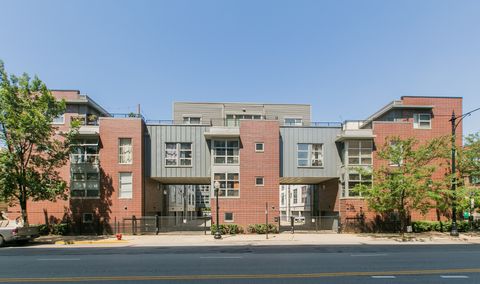 1808 S Michigan Avenue 38 Chicago IL 60616