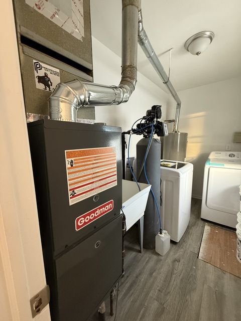 Tiny photo for 12707 W Graves Avenue, Beach Park, IL 60087 (MLS # 12548780)