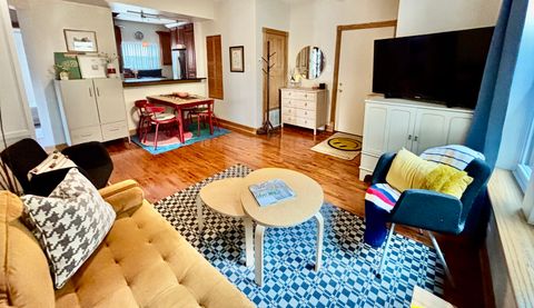 Tiny photo for 4411 N Sacramento Avenue #1, Chicago, IL 60625 (MLS # 12503078)