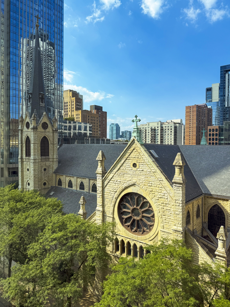 Chicago, Illinois 60611, United States, 1 Bedroom Bedrooms, ,1 BathroomBathrooms,Residential,Active,205680