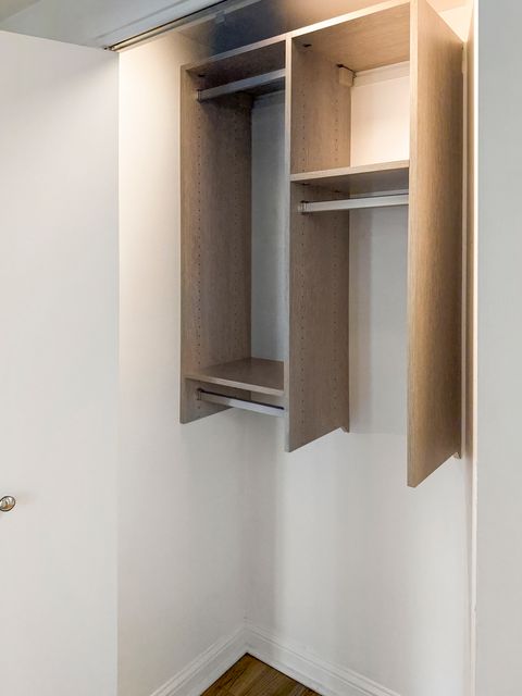 Tiny photo for 25 E Superior Street #902, Chicago, IL 60611 (MLS # 12466585)