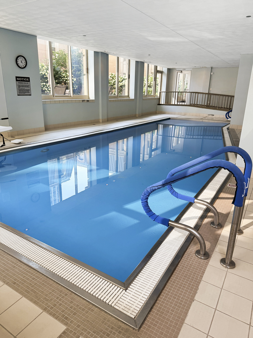 Chicago, Illinois 60611, United States, 1 Bedroom Bedrooms, ,1 BathroomBathrooms,Residential,Active,205680