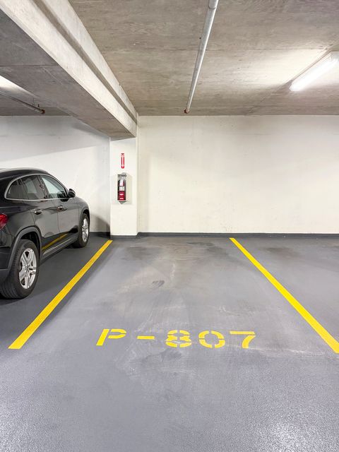 Tiny photo for 25 E Superior Street #902, Chicago, IL 60611 (MLS # 12466585)