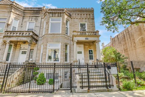 3843 W Polk Street Chicago IL 60624