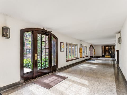 Tiny photo for 112 Lincoln Avenue #G, Riverside, IL 60546 (MLS # 12639203)