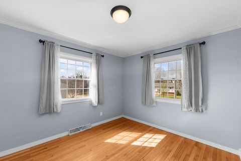Tiny photo for 2425 W 46th Street, Davenport, IA 52806 (MLS # 12688215)