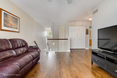 Tiny photo for 2714 Whitlock Drive, Darien, IL 60561 (MLS # 12487086)