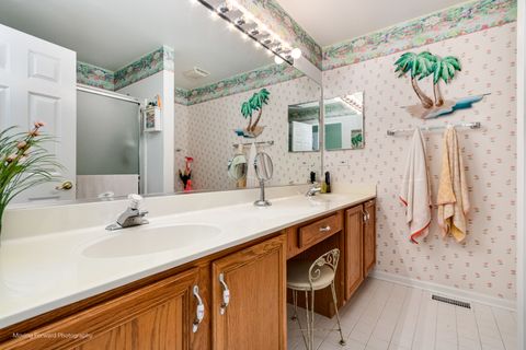 Tiny photo for 2714 Whitlock Drive, Darien, IL 60561 (MLS # 12487086)