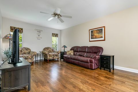 Tiny photo for 2714 Whitlock Drive, Darien, IL 60561 (MLS # 12487086)